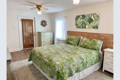 110 14th St, Apalachicola, FL 32320 - Photo 15