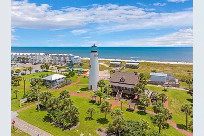 741 W Bay Shore Dr, Saint George Island, FL 32328 - Photo 17