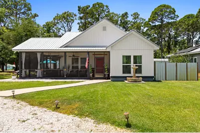 242 15th St, Apalachicola, FL 32320 - Photo 1