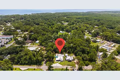 242 15th St, Apalachicola, FL 32320 - Photo 47
