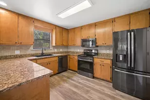 580 Old Transfer Rd, Wewahitchka, FL 32465 - Photo 13