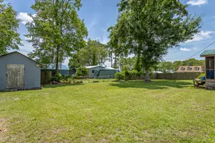 604 C C Land Rd, Eastpoint, FL 32328 - Photo 35