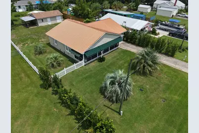1013 McClelland Ave, Port Saint Joe, FL 32456 - Photo 1