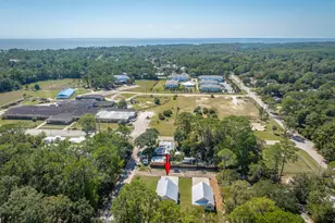 200 13th St, Apalachicola, FL 32320 - Photo 29