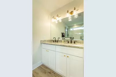 200 13th St, Apalachicola, FL 32320 - Photo 21