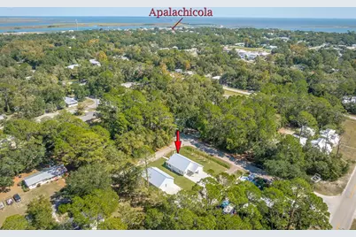 200 13th St, Apalachicola, FL 32320 - Photo 3