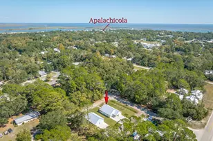 200 13th St, Apalachicola, FL 32320 - Photo 3