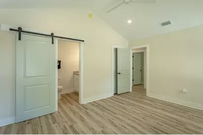 200 13th St, Apalachicola, FL 32320 - Photo 19