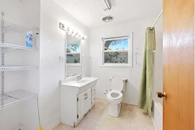 34 7th St, Apalachicola, FL 32320 - Photo 23