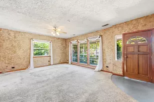 34 7th St, Apalachicola, FL 32320 - Photo 11