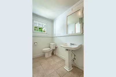 12 7th St, Apalachicola, FL 32320 - Photo 33