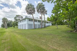 12 7th St, Apalachicola, FL 32320 - Photo 1