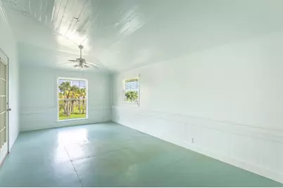 12 7th St, Apalachicola, FL 32320 - Photo 17