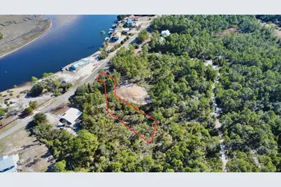 268 River Rd, Carrabelle, FL 32322 - Photo 1