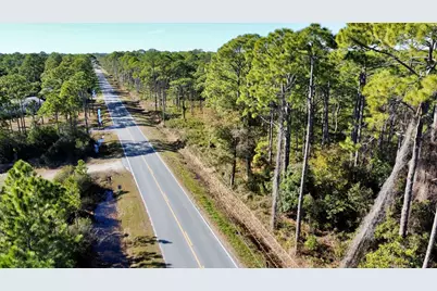 247 Twin Lakes Rd, Eastpoint, FL 32328 - Photo 13