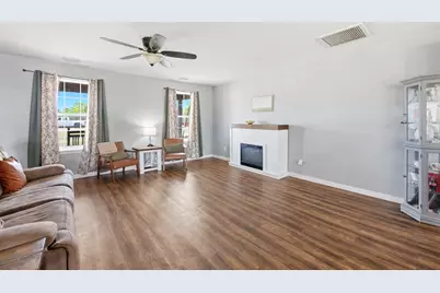 257 Ridgecrest Pkwy, Eastpoint, FL 32328 - Photo 9