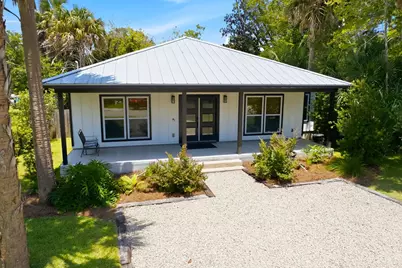 165 10th St, Apalachicola, FL 32320 - Photo 47
