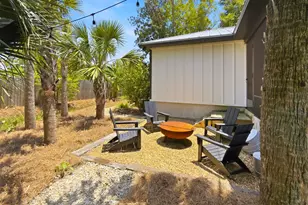 165 10th St, Apalachicola, FL 32320 - Photo 41