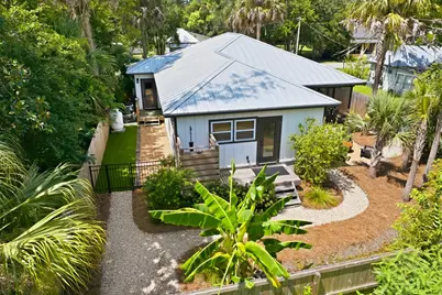 165 10th St, Apalachicola, FL 32320 - Photo 39