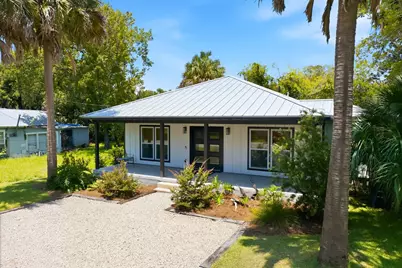 165 10th St, Apalachicola, FL 32320 - Photo 51