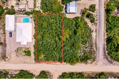 1072 W Pine Ave, Saint George Island, FL 32328 - Photo 3