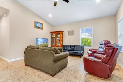 727 Timber Ridge Ct, Eastpoint, FL 32328 - Photo 9