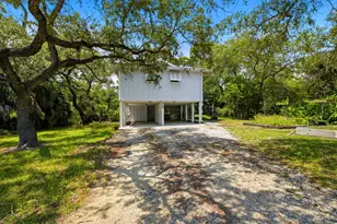 865 W Pine Ave, Saint George Island, FL 32328 - Photo 3