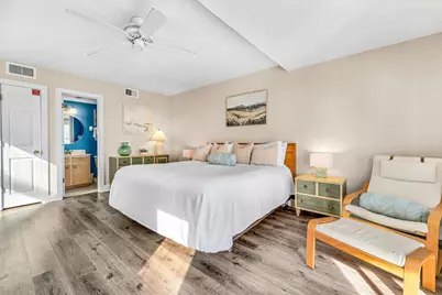 248 E Gorrie Dr, Saint George Island, FL 32328 - Photo 17