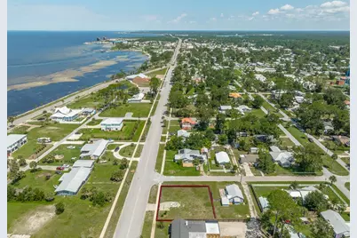 1301 Monument Ave, Port Saint Joe, FL 32456 - Photo 11