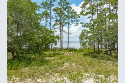 213 N Bay Shore Dr, Eastpoint, FL 32328 - Photo 35