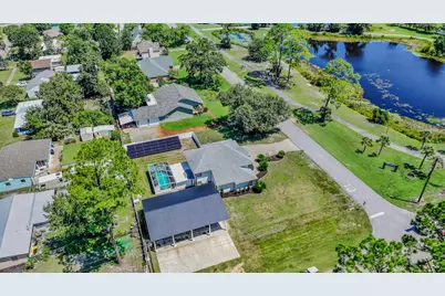 1916 Forest Park Ave, Port Saint Joe, FL 32456 - Photo 11