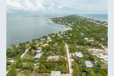 1019 Porter St, Saint George Island, FL 32328 - Photo 9