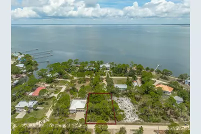 1019 Porter St, Saint George Island, FL 32328 - Photo 11