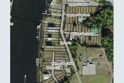 120 S Mariners Way, Carrabelle, FL 32322 - Photo 1
