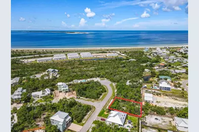 201 S Brooks Ave, Port Saint Joe, FL 32456 - Photo 21