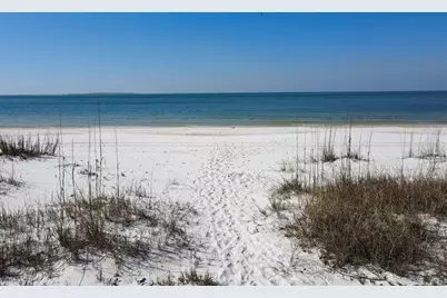 430 Gulf St, Port Saint Joe, FL 32456 - Photo 9