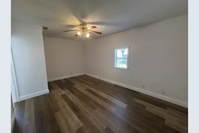 1821 34th Ave N, Saint Petersburg, FL 33713 - Photo 7