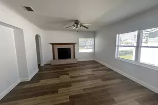 1821 34th Ave N, Saint Petersburg, FL 33713 - Photo 3