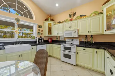 548 E Pine Ave, Saint George Island, FL 32328 - Photo 9