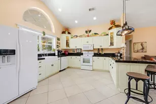 548 E Pine Ave, Saint George Island, FL 32328 - Photo 5
