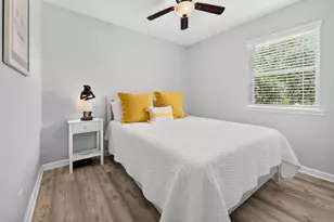 848 W Gulf Beach Dr, Saint George Island, FL 32328 - Photo 23