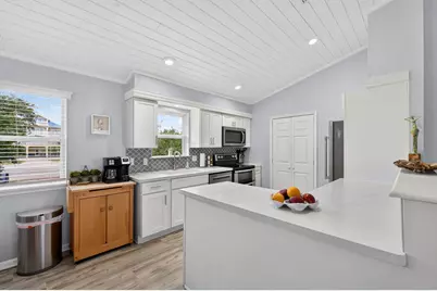 848 W Gulf Beach Dr, Saint George Island, FL 32328 - Photo 11