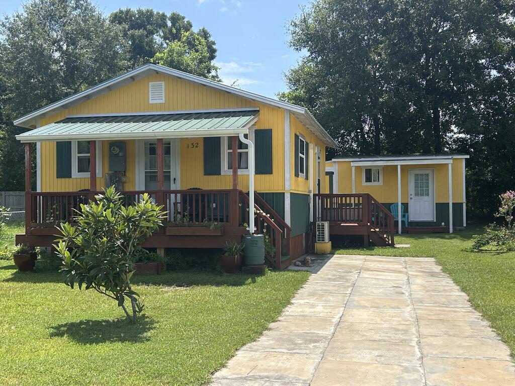 132 Ernie Dr - 132 Ernie Dr, Wewahitchka, FL 32465 Luxury Property | Jose Angel Pina