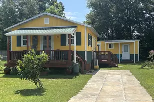 132 Ernie Dr, Wewahitchka, FL 32465 - Photo 1