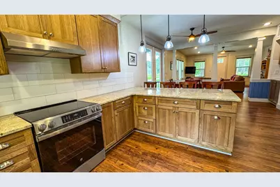 132 Putnal St, Carrabelle, FL 32322 - Photo 13