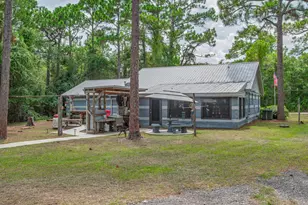 127 Putnal St, Carrabelle, FL 32322 - Photo 47