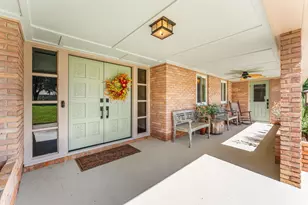 109 Sunset Cir, Port Saint Joe, FL 32456 - Photo 7