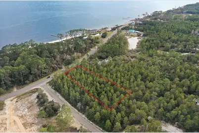 2043 Hwy 98 W, Carrabelle, FL 32322 - Photo 1