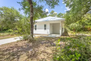 509 SE 7th St, Carrabelle, FL 32322 - Photo 3