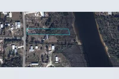 536 N Canal Dr, Port Saint Joe, FL 32456 - Photo 1